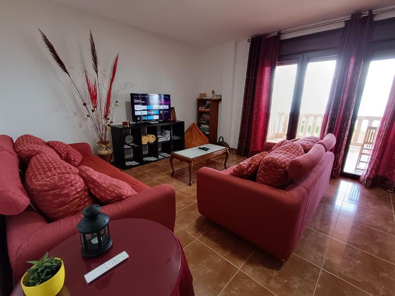 Oasis Inn Pedornes מראה חיצוני תמונה